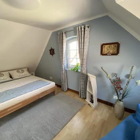 Ankerplatz * Sternberg